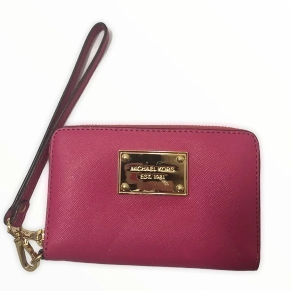 Michael kors pink wristlet wallet clutch